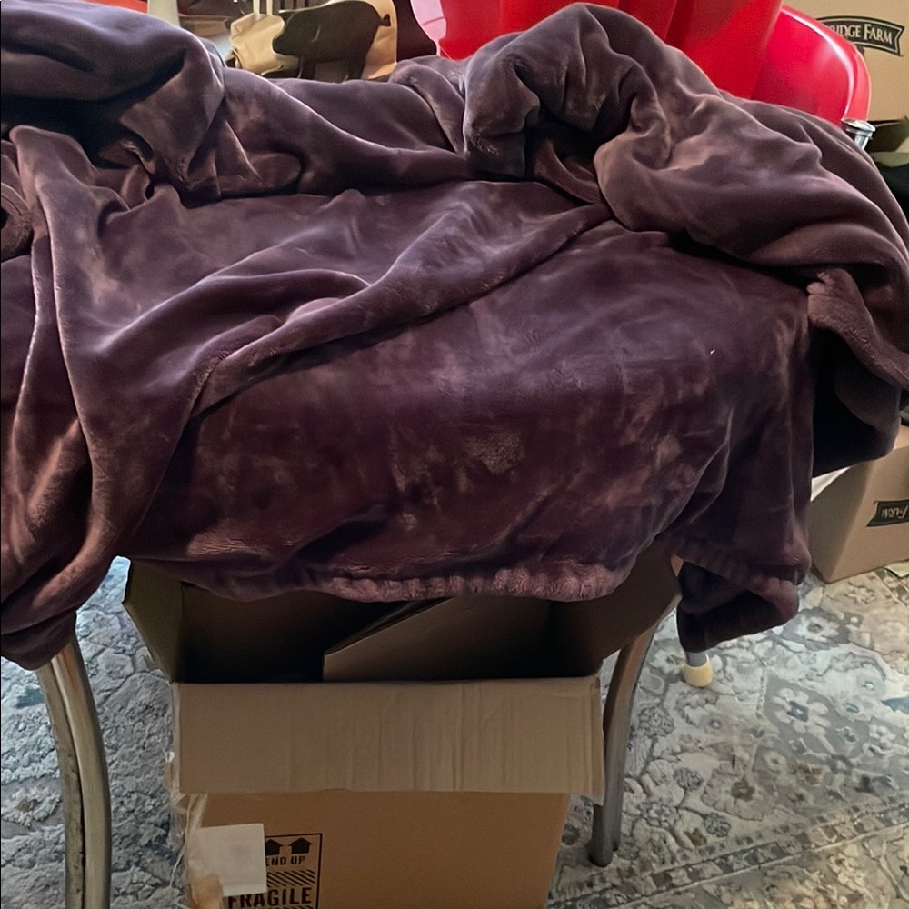 Luxurious Purple Velvet Throw Blanket